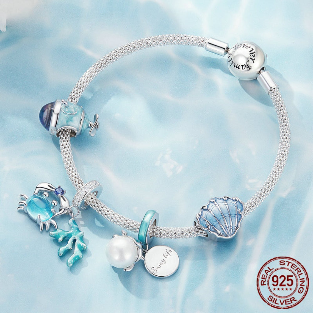 Crab & Seaweed - Charm pendant