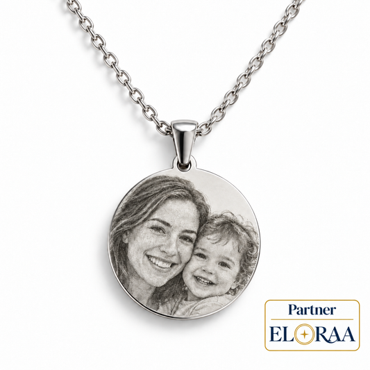 Personalisierte Kette mit rundem Anhänger – Foto & Gravur