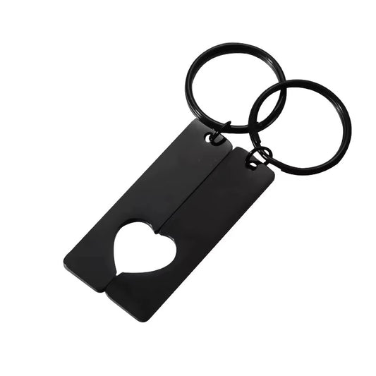 Herzverbunden – Gravierte Partner-Schlüsselanhänger (2er-Set)