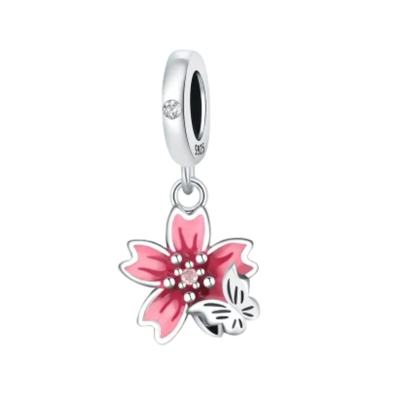 rote Blüte mit Schmetterling - Charm-Anhänger