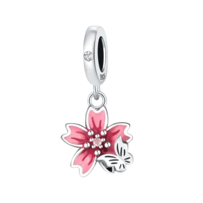 rote Blüte mit Schmetterling - Charm-Anhänger