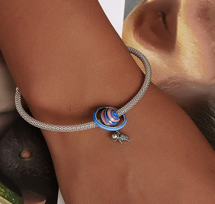 Astronaut am Uranus - Charm